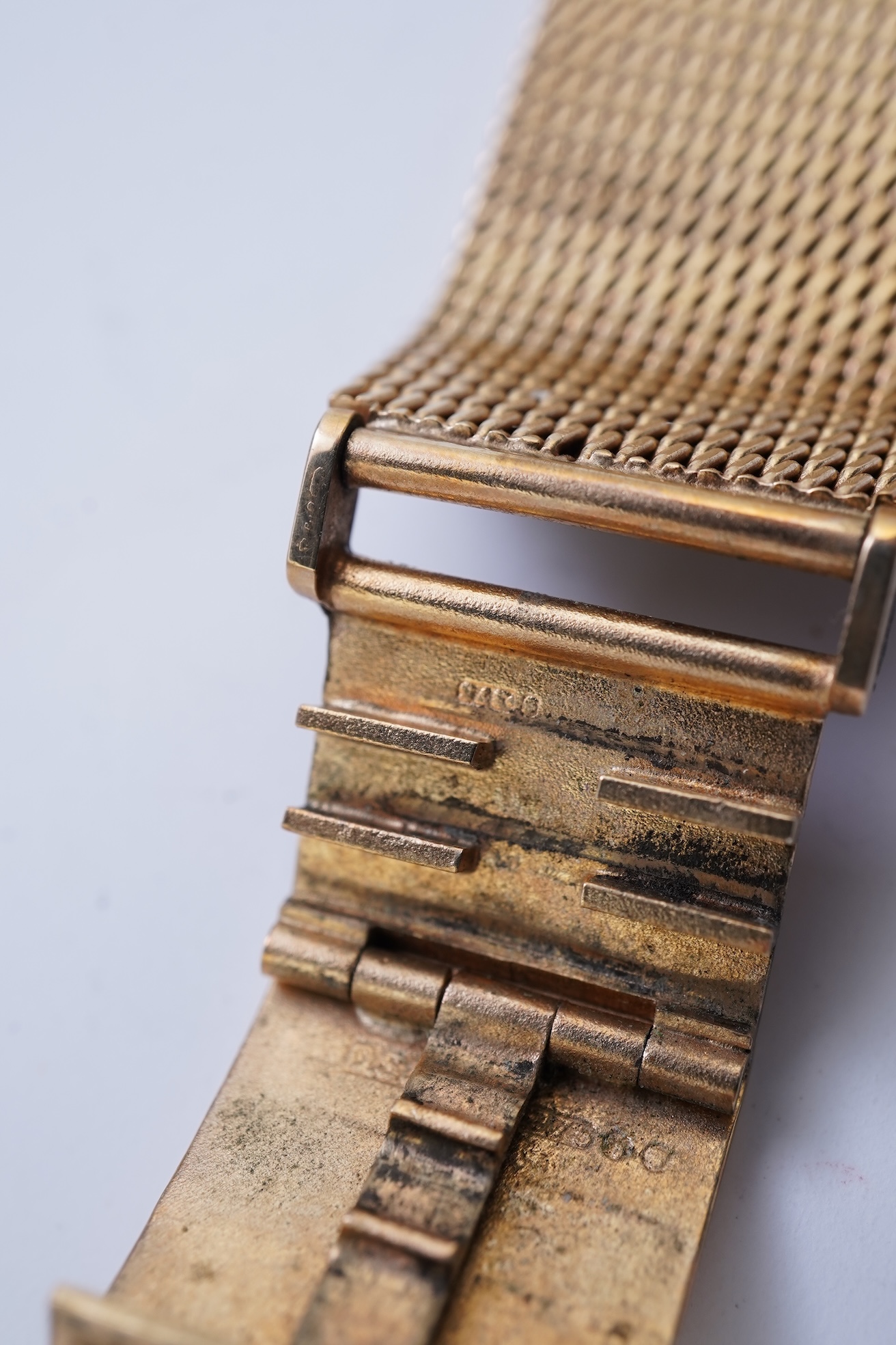 A gentleman's late 1960's 18ct gold Omega Constellation Automatic Chronometer Officially Certified wrist watch, on an associated 9ct gold mesh link bracelet